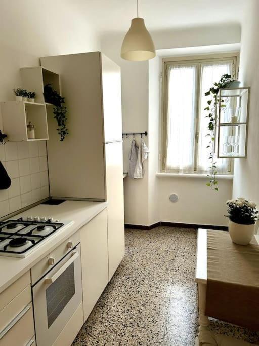 Elegante Appartamento In Centro Mailand Exterior foto